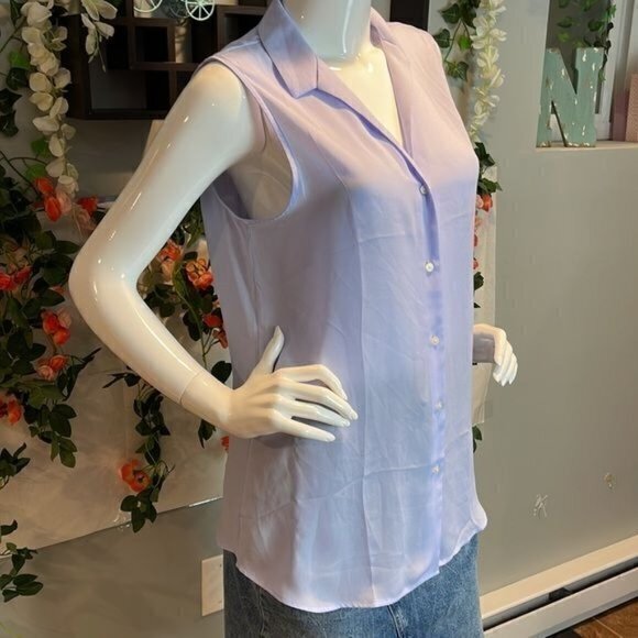 Banana Republic Sheer Lavender‎ Sleeveless Button Down Top Size M RefY003 - Picture 2 of 9